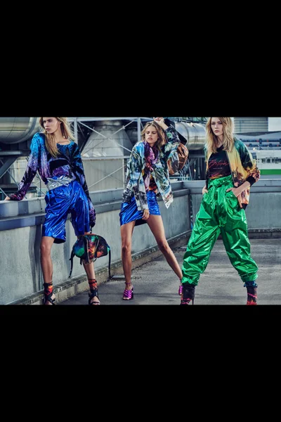 Look 12